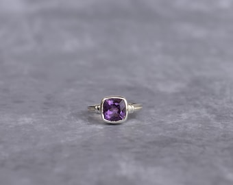 Genuine Amethyst ring* Cushion cut amethyst ring for women* Sterling silver handmade ring* Unique ring* Purple quartz ring* Bridesmaid gifts