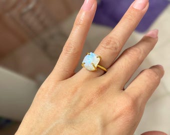 Raw moonstone RHODIUM PLATED ring ,  Raw Crystal Ring, Rainbow Moonstone 925 silver Raw Gemstone Ring,  crystal Ring , bridesmaid gift