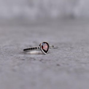Natural Red Garnet oxidized ring* Garnet dainty ring for women * Sterling silver small stone ring* Bridesmaid jewelry* Unique Gift for her