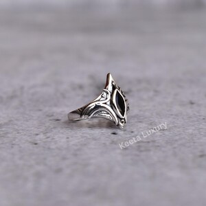 Black Onyx Ring, Gothic Sterling Silver Ring, Oxidized Statement Ring, Witchy Boho Ring for Women, Halloween Handmade Gift for Her immagine 3