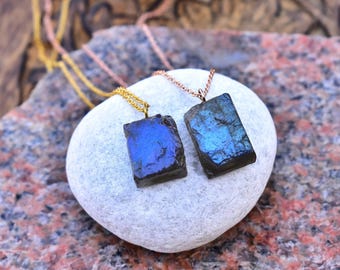 Raw labradorite necklace for women, Raw Crystal necklace, Raw labradorite gold necklace, Healing Labradorite Necklace, Trendy Boho necklace
