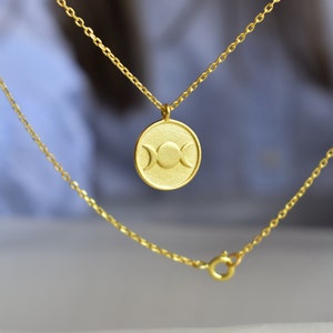 Sun and moon necklace, Celestial Jewelry ,bridesmaid gift, Eclipse Symbol Necklace, crescent necklace, disc sun half moon dainty necklace