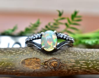 Branch Ring, Opal engagement ring, Opal Ring, Nature Ring, Leaf Ring set with Opal, Twig Leaves ring, 925 sterling silver ring, Unique ring
