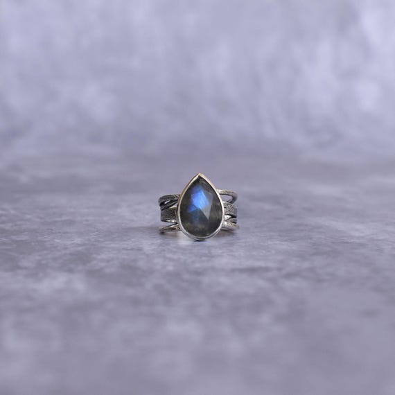 Natural Labradorite Ring* Silver Oxidized Handmade Ring* Teardrop Labradorite Ring* Rose Cut Gemstone Ring* Statement Ring* Unique Gifts