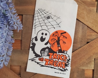 2 Vintage Halloween bags, Paper treat bag, Halloween decor, Vintage ephemera, Scrapbooking, Halloween banner, Craft supplies, Mixed media