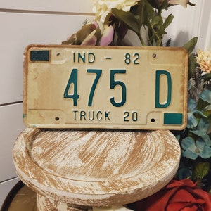 Vintage Indiana License Plate, 80s license plate, Vintage Automobile decor, Garage, Mancave, Father&#39;s Day Gift, Vintage Car, Industrial