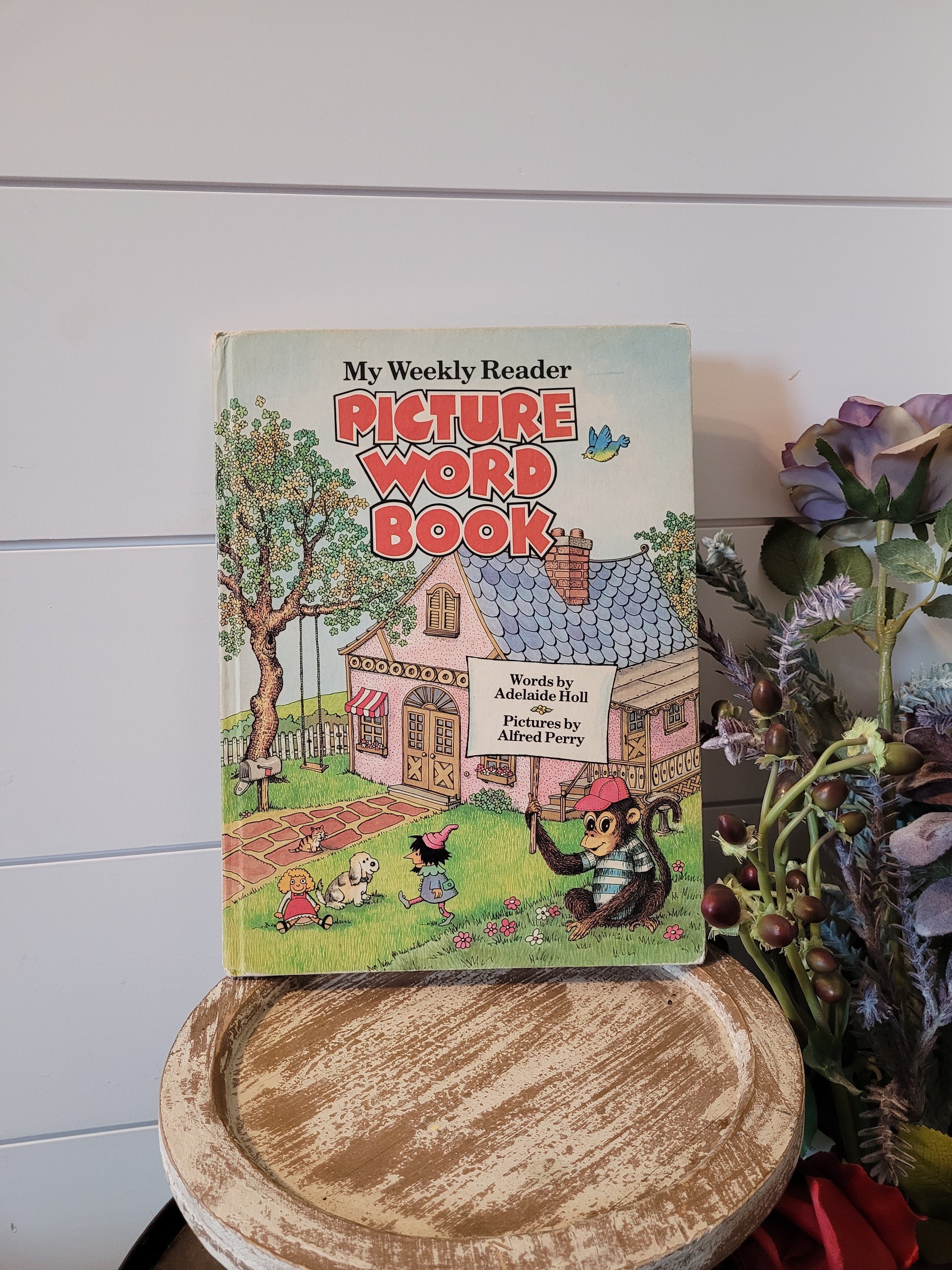 Weekly Reader Picture Book, Antique Children's Book, Vintage Kid's Book, Early Reader, Vintage Illustrations, Collectible Book, Mixed Media - Etsy Weekly Reader Picture Book, Antique Children's Book, Vintage Kid's Book, Early Reader, Vintage Illustrations, Collectible Book, Mixed Media - Etsy