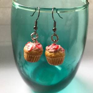 Cupcake earrings, Miniature cupcakes, clay miniature food Jewelry, vanilla cupcake earring, dessert Jewelry, cupcake,