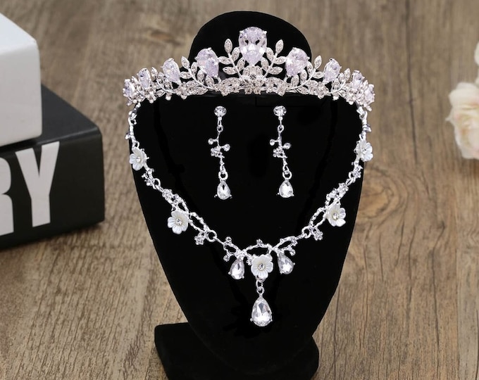 Diadem Wedding Tiara Silver Gold Royal Jewelry Set Pageant Crown Necklace Earrings Gorgeous Quinceanera Tiara Sweet 16 Bridal Accessories