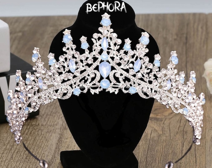 Blue Opal Bridal Tiara with Necklace & Earrings - Chic Quinceanera Crown Set, Memorable Sweet 15 Jewelry Gift, Luxurious Bridal Tiara Set
