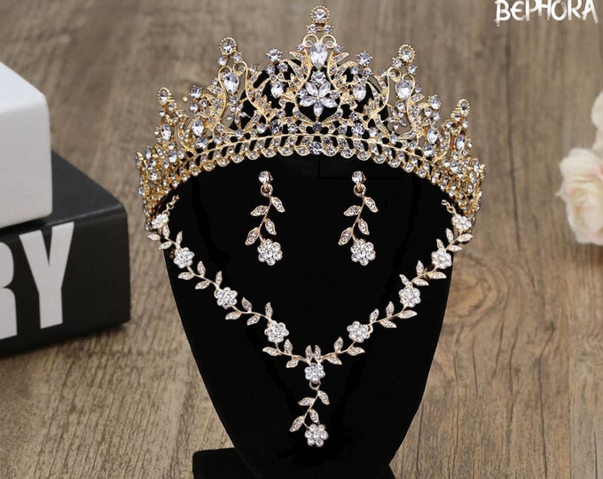 Floral Crystal Bridal Tiara - Gold Baroque Elegance, Quinceanera & Wedding Crown, Prom Queen Jewelry, Ideal Bridal Shower Gift Perfect Prom