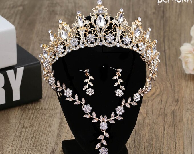 Regal Bridal Crown Necklace Set - Opulent Gold Baroque Style, Ideal for Wedding Elegance, Quinceanera Shine, Memorable Bridal Shower Gift