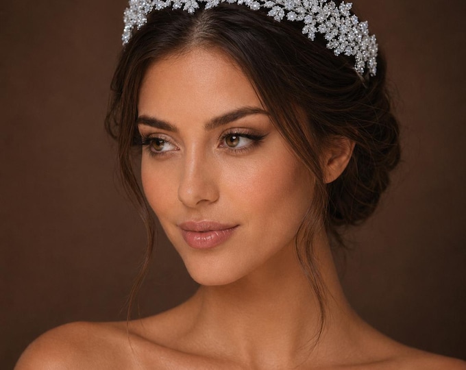 Luxury Crystal Bridal Tiara, Silver Wedding Crown, Princess Pageant Accessory