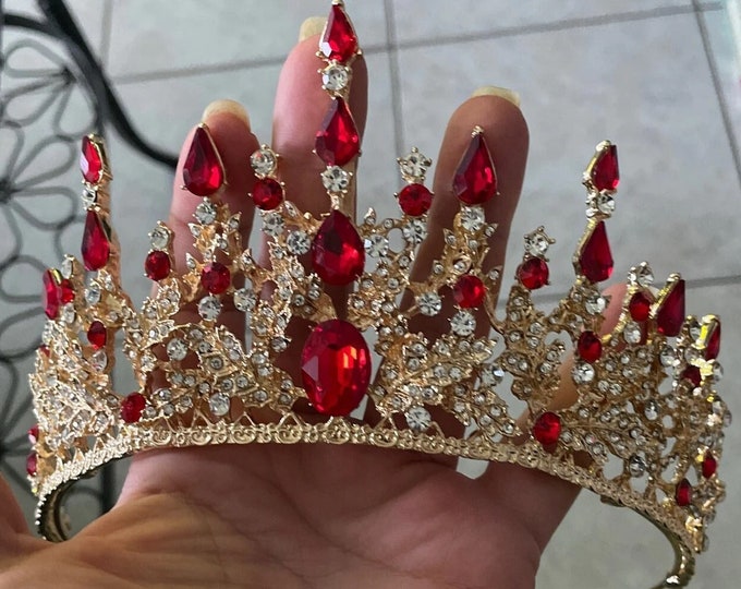 Custom Diary-Inspired Princess Tiara, Red & Gold Wedding Crown for Bridal Photoshoots, Unique Party Accessory Gift, Perfect Photo Shoot