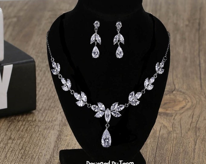 BEPHORA Handmade White Gold Rhinestone Pendant New Earrings Necklace Gift Jewelry Sets Lover Brides Women Girls Wedding Crystal Flower Style