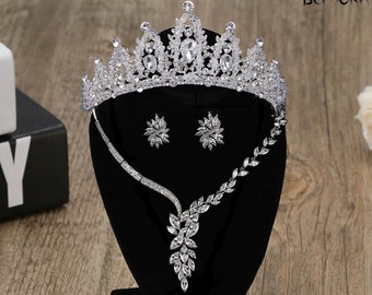 Handmade Silver Wedding Jewelry Set: Queen Tiara, Cubic Zircon