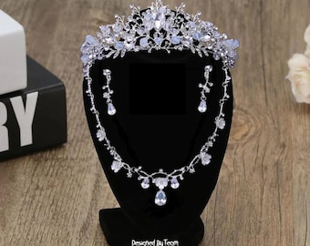 Baroque Crystal Bridal Jewelry Set: Rhinestone Crown, Necklace & Earrings