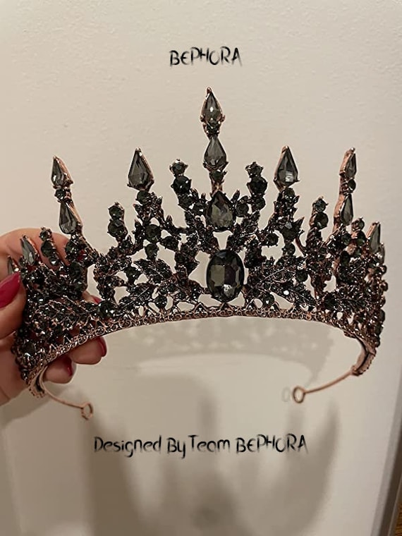 Handmade Black Crystal Bridal Crown: Luxury Queen Tiara  display picture 3