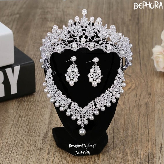 Couronne Princesse / Diadème Femme - Alliage Et Strass, Avec Peigne - Pour Anniversaire, Mariage, Soirée à Thème