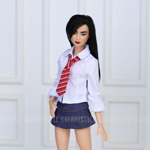 Roupa do RBD ( uniforme RBD completo) para bonecas Barbies e similares.