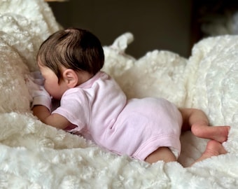 Reborn baby van Vahni Gowing, nu verkrijgbaar.