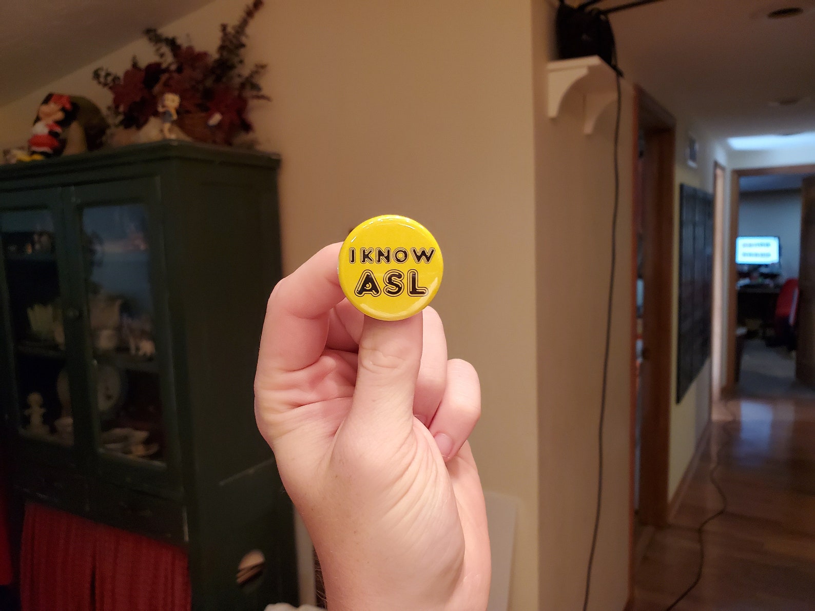 I know ASL Button / Badge / Pins / American Sign language / Etsy