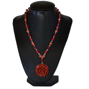 Vintage Avon Rose Pendant Necklace