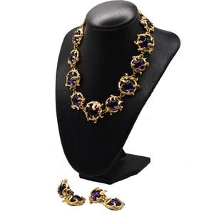 Vintage Gold Tone Statement Necklace And Clip On Dangle Earrings