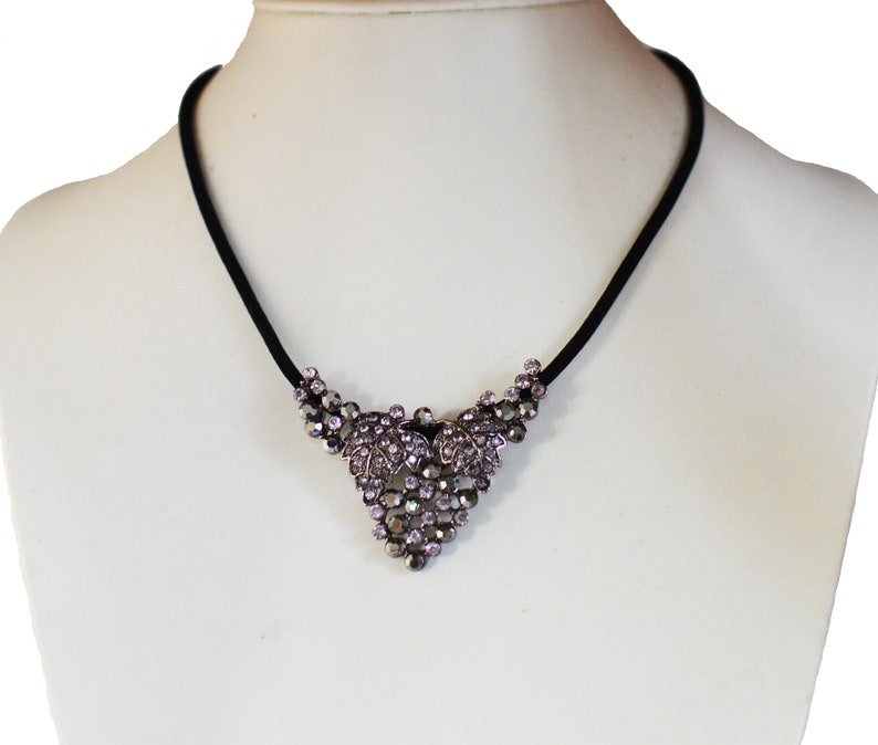 Bunch Of Grapes Shaped Pendant Necklace