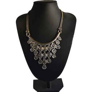 Vintage Blumen Choker Bib Halskette