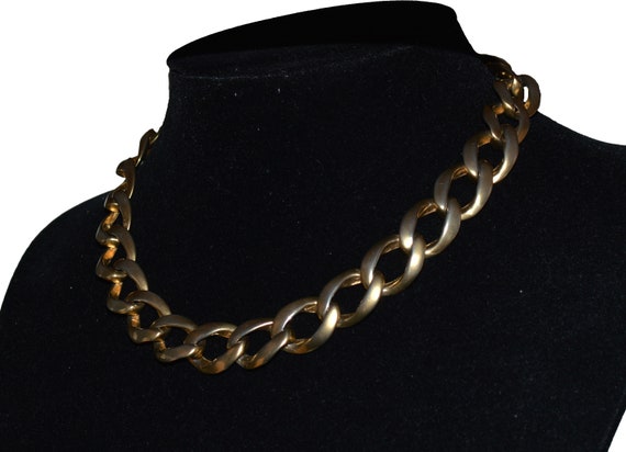 Vintage Matte Gold Tone Link Chain Necklace - image 2