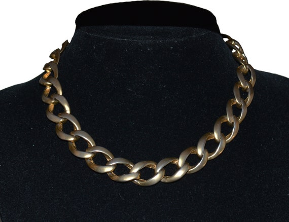 Vintage Matte Gold Tone Link Chain Necklace - image 1