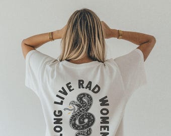 Rad Frauen Schlange Grafik Tee : Retro 90s Style Komfort Farben Shirt