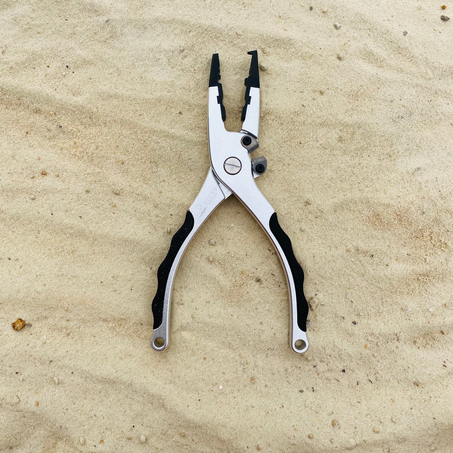 Tides Fishing Pliers With Leather Sheath Etsy