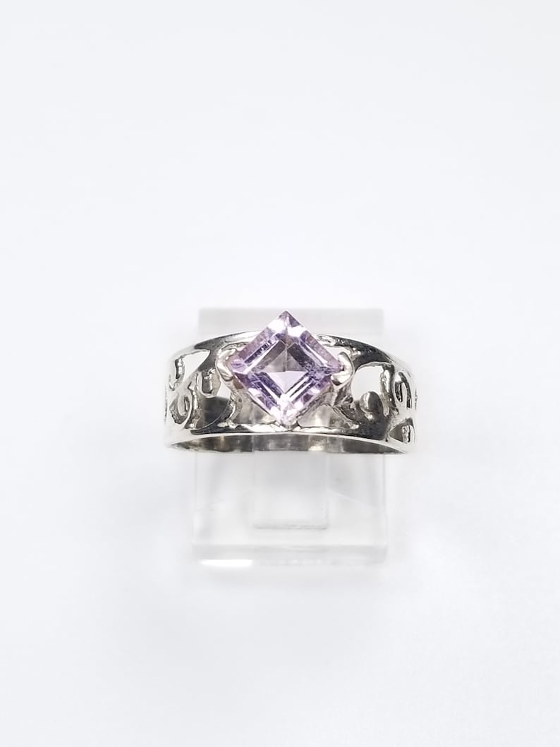 Vintage Sterling Silver Amethyst Ring 2.6g Ring Size 8.25