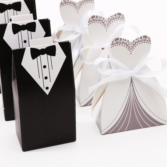 Bride and Groom Wedding Favour Candy Boxes Sweets Gift For Guest With Ribbon 