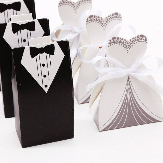 1 Bride or Groom Party Favor Box / Wedding Favor Boxes / - Etsy