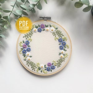 PATRÓN PDF / Patrón de bordado de corona de margaritas y ásteres azules, patrón de bordado para principiantes, bordado de primavera, patrón de bordado floral