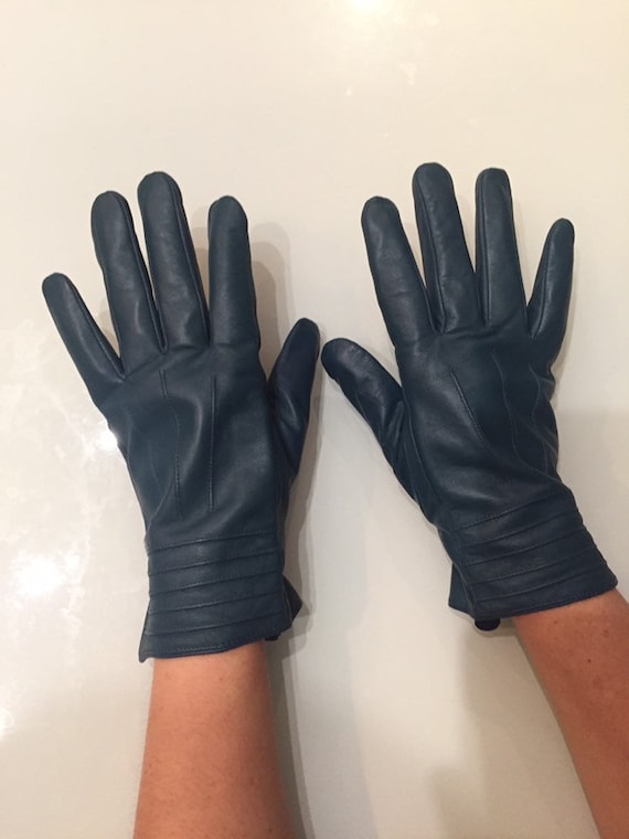 Ladies Leather Gloves Size - 8 Elegant Gloves Even