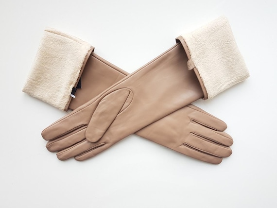 手袋 ISABEL MARANT Woman Gloves Beige GA006XFAB3C15A 23EC ISABEL MARANT: Gloves woman - Beige | Isabel Marant gloves