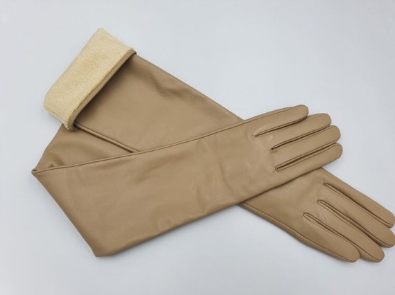 Leather gloves with "Touch Screen" coating Women's