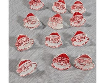 VINTAGE ~ Anillos de plástico para niños con cabeza de Papá Noel roja para Navidad ~ Lote de 12