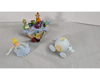 Conjunto de PVC vintage de Disney Cenicienta - Ratones cosiendo - Carroza - Cenicienta