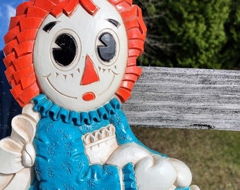 Vintage 'raggedy Ann and Raggedy Andy' Molded Plastic Mirror, C