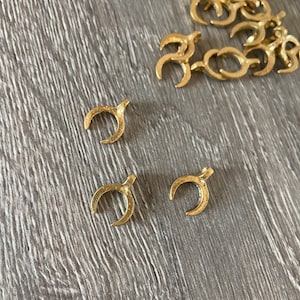 Brass pendant moon 16 x 12 mm, ethnic, macrame, jewelry making, hippie, crafting, brass charms, tribal jewelry