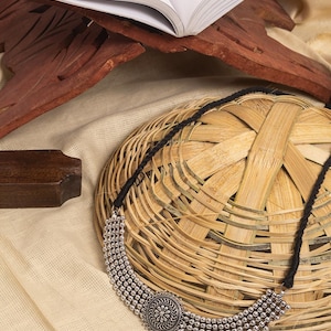 Trendy Ethnic Oxidized Choker Necklace | Joias indianas artesanais Boho para mulheres e meninas | Colar de declaração banhado a prata