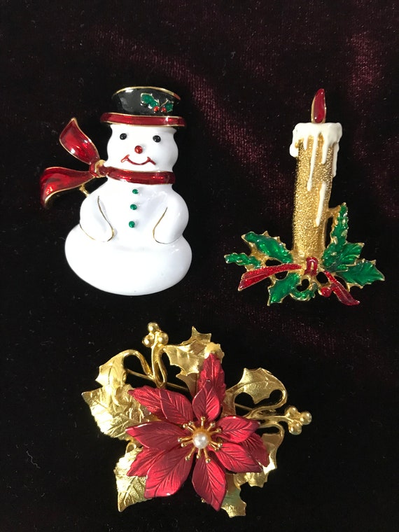 3 Vintage CHRISTMAS Brooches Poinsettia Kenneth Co