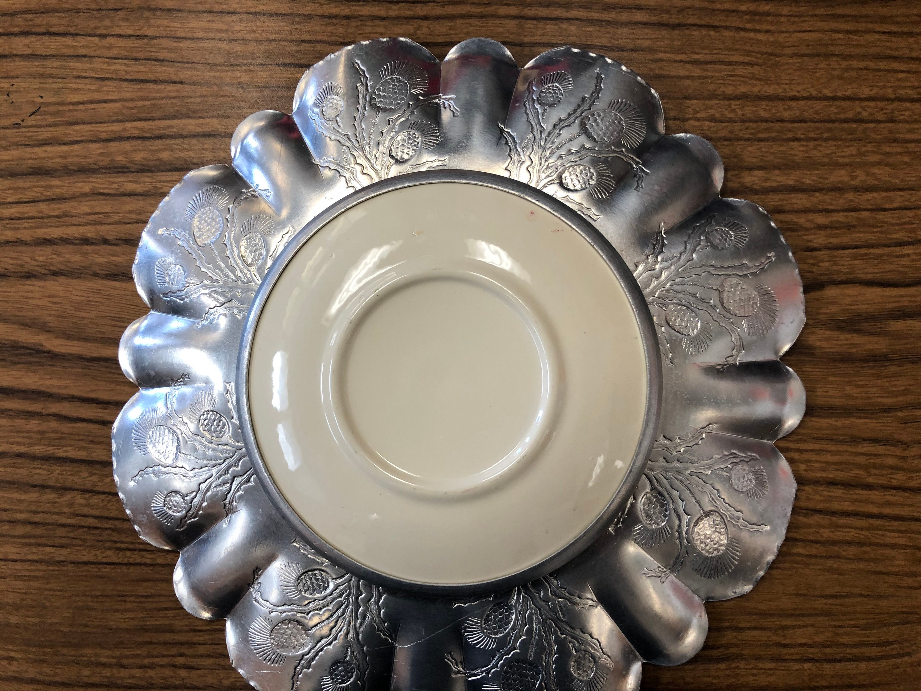 Vintage BLUE RIDGE Aluminum Embossed Thistle Plate Ceramic - Etsy.de