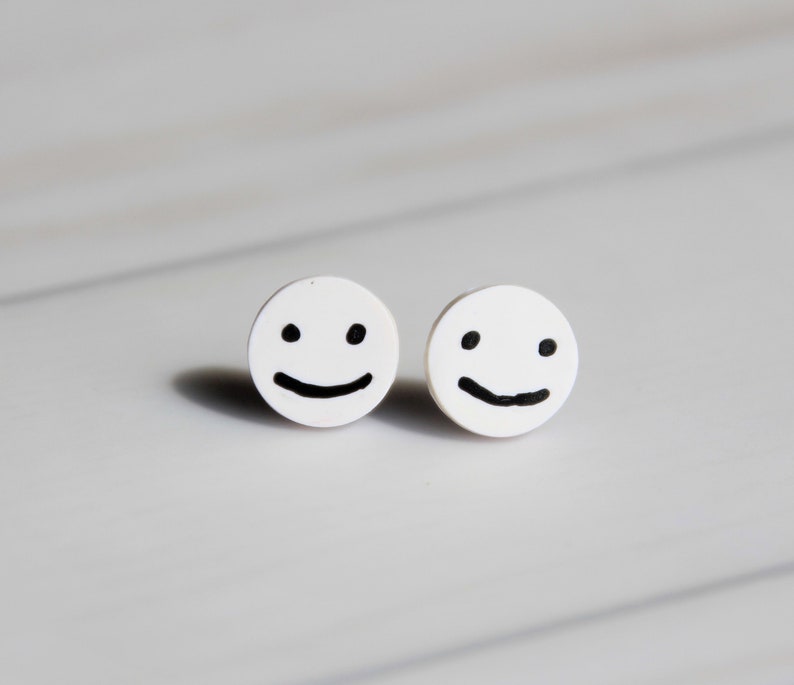 Dream SMP Stud Earrings, Mcyt Jewelry Merch, Happy face Earrings, Minecraft Accessory, Hypoallergenic Studs, Gift for Minecraft fans 