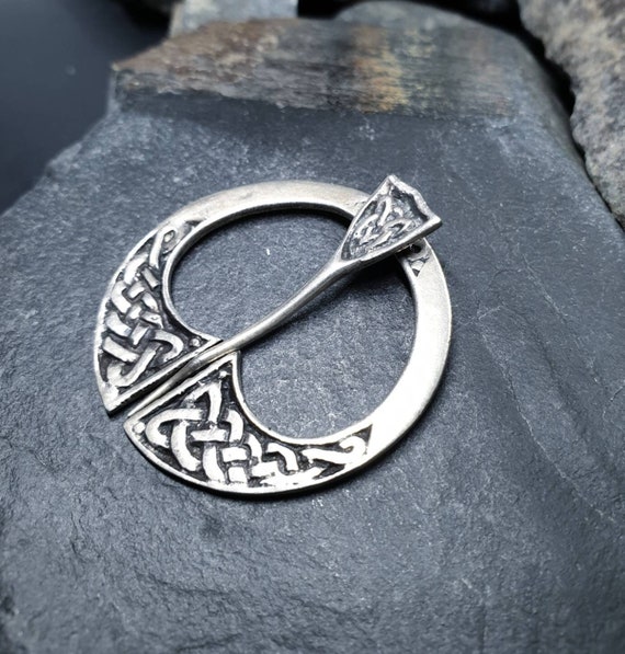 Celtic Cloak Pin 2 Penannular Brooch Antique Silver Tone CP12 